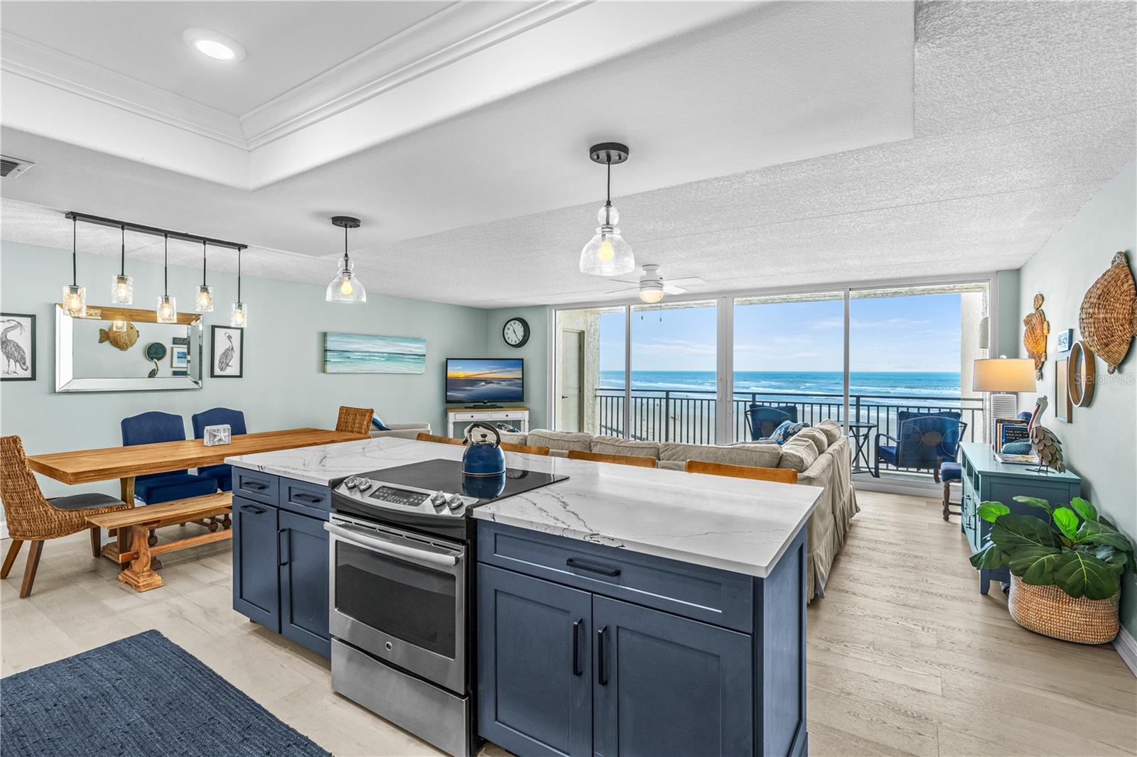 PELICAN - Residential