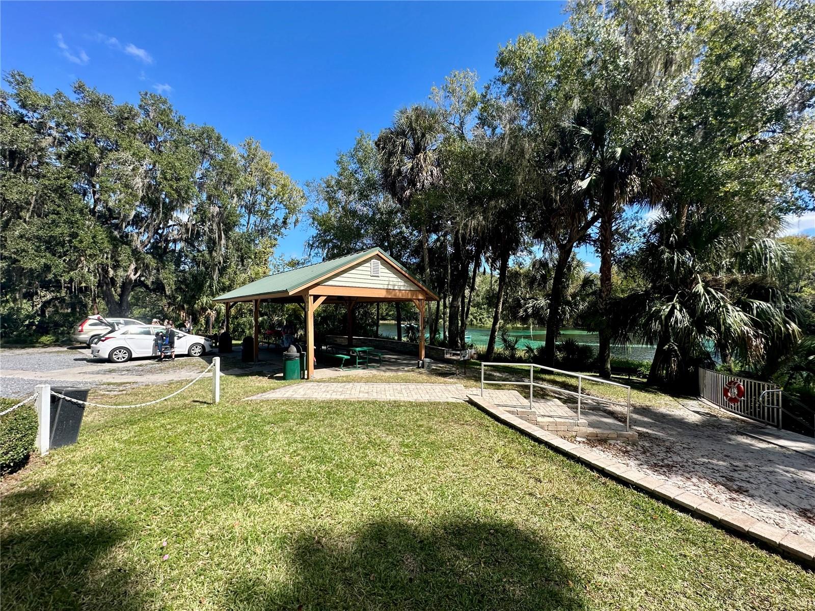 RAINBOW SPRINGS 5TH REPLAT - Residential