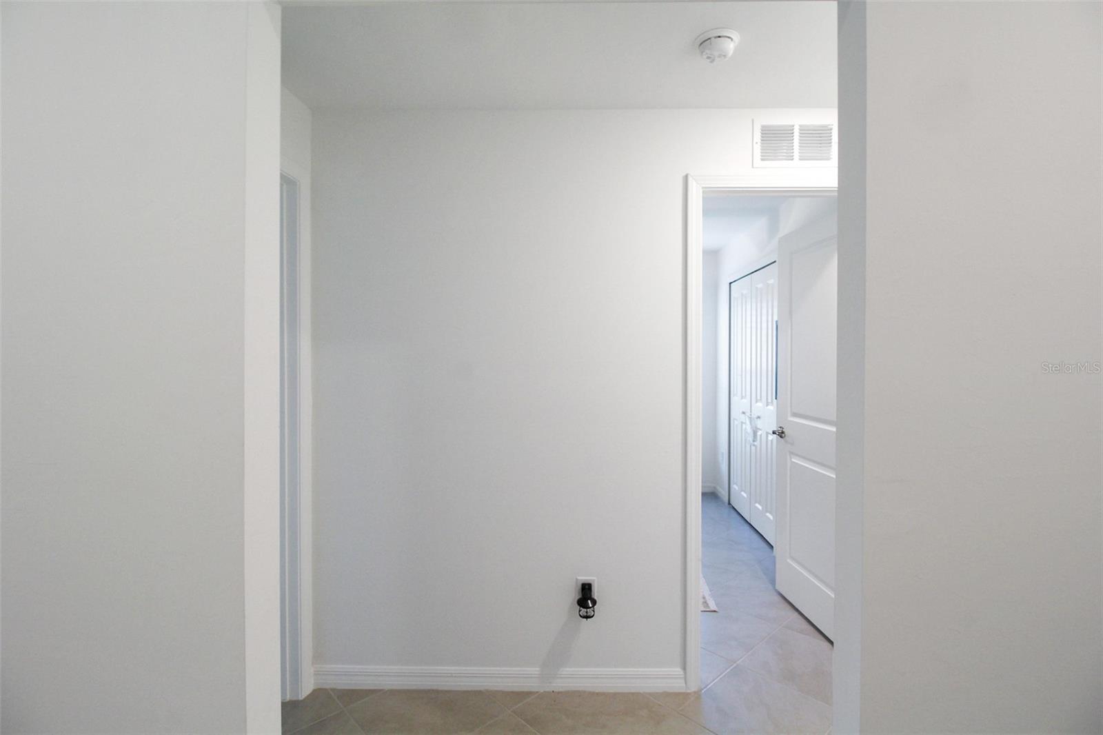 PORT CHARLOTTE SEC 027 - Residential Lease