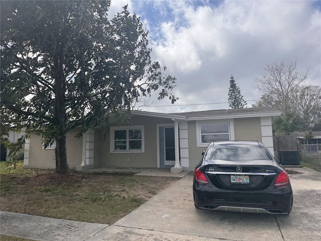 Photo of 2043 Shannon Drive, Holiday, FL 34690 (MLS # TB8473411)