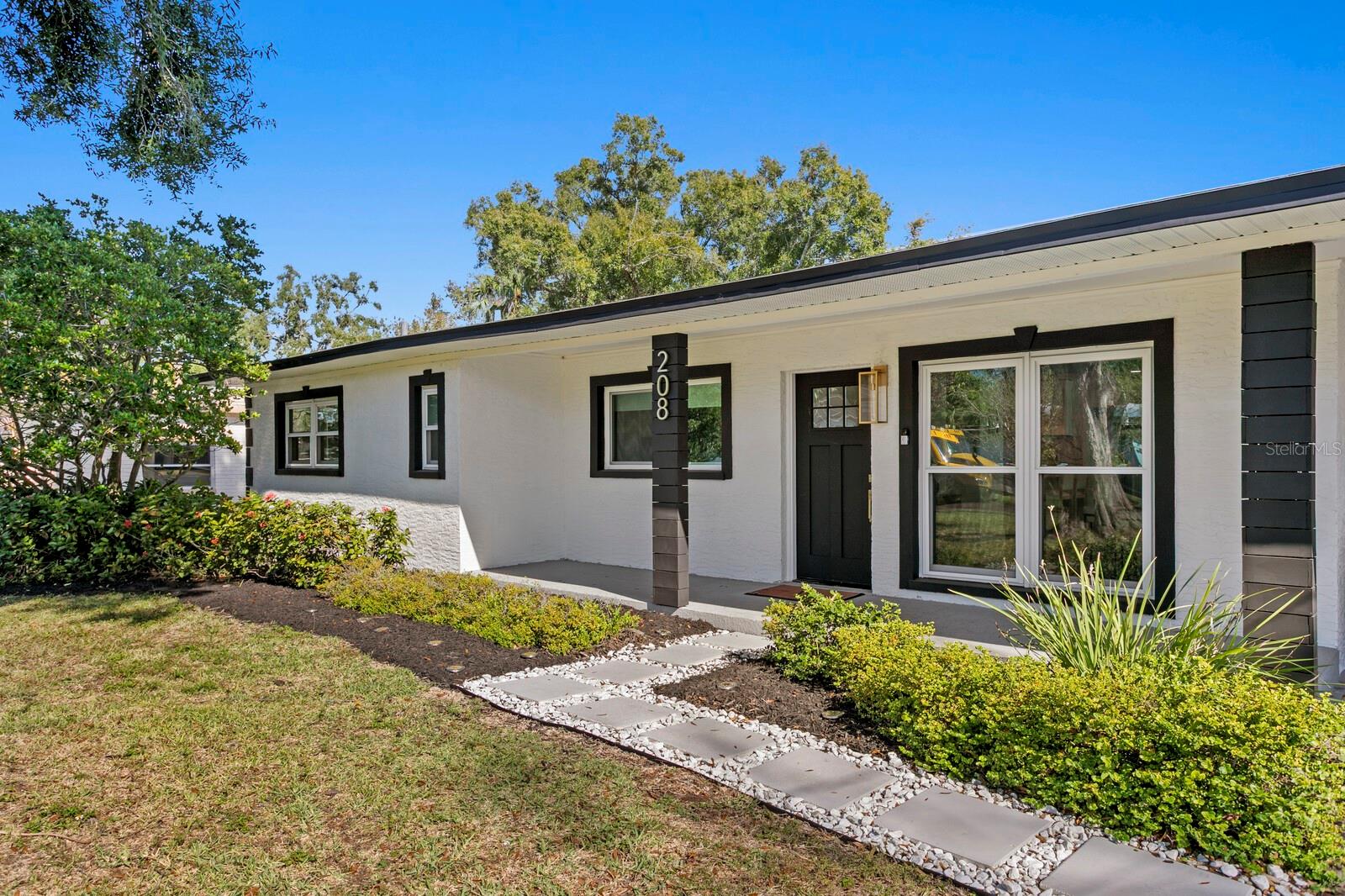 WEST SHORE CREST - Residential