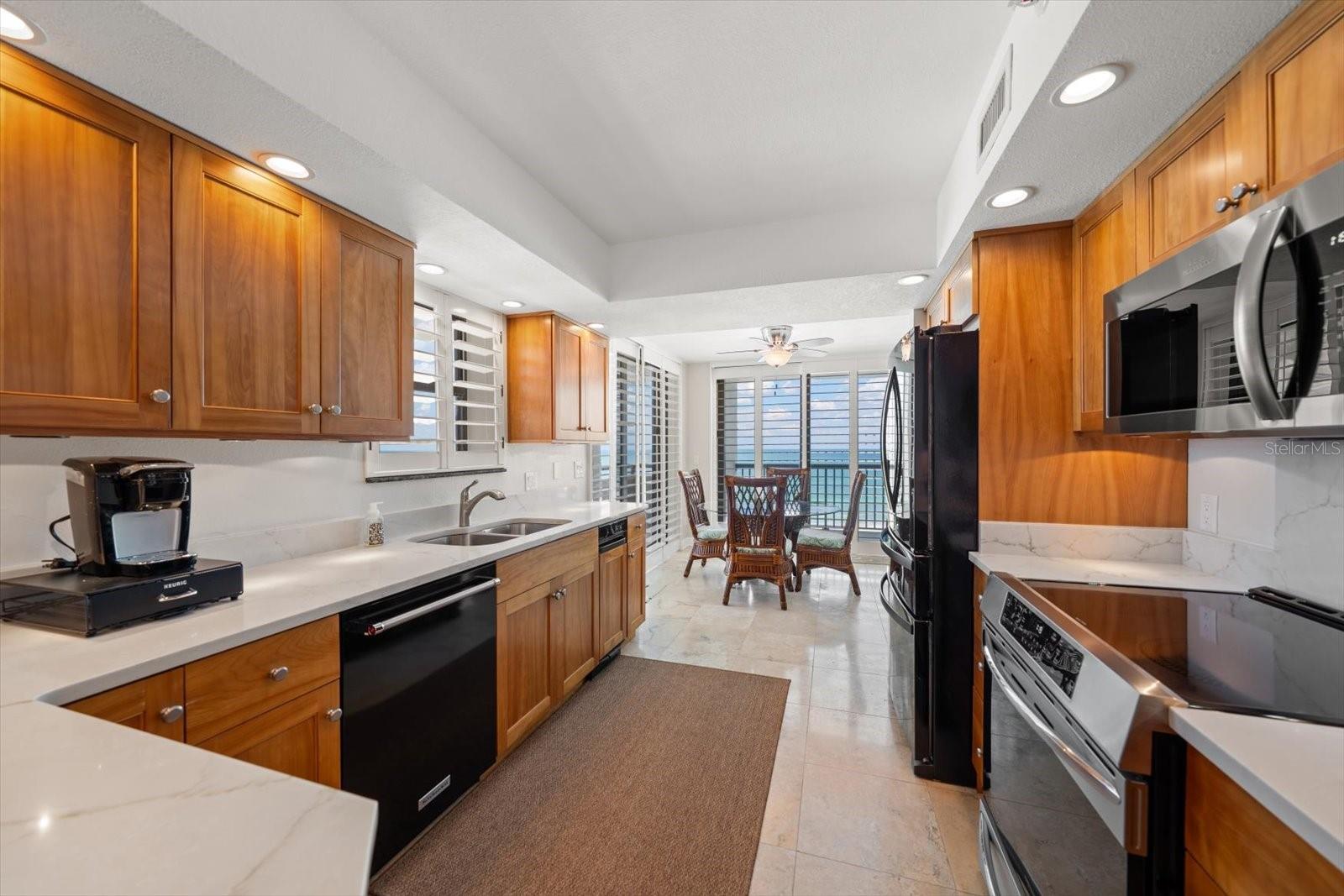 DANS ISLAND ON SAND KEY CONDO - Residential