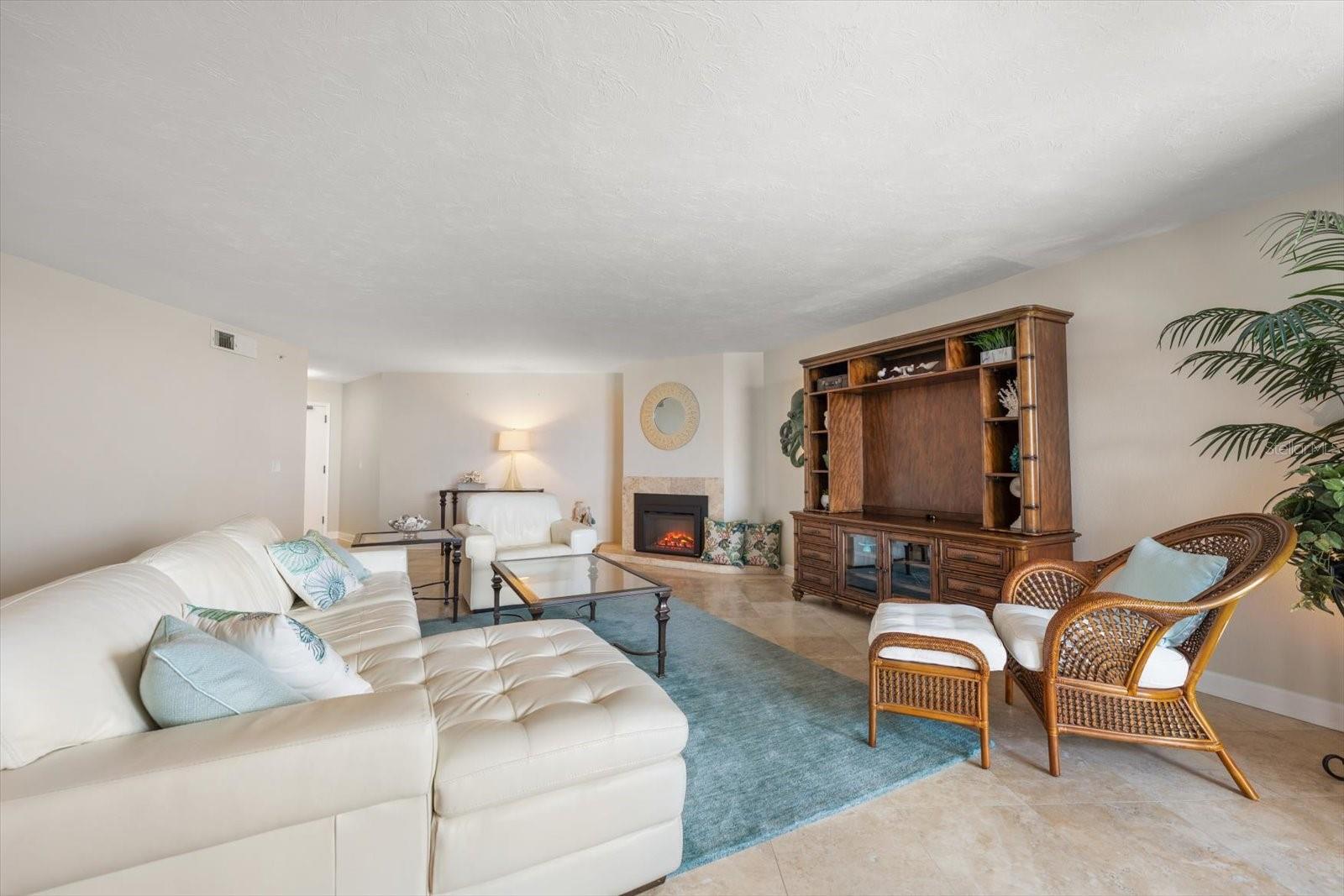 DANS ISLAND ON SAND KEY CONDO - Residential