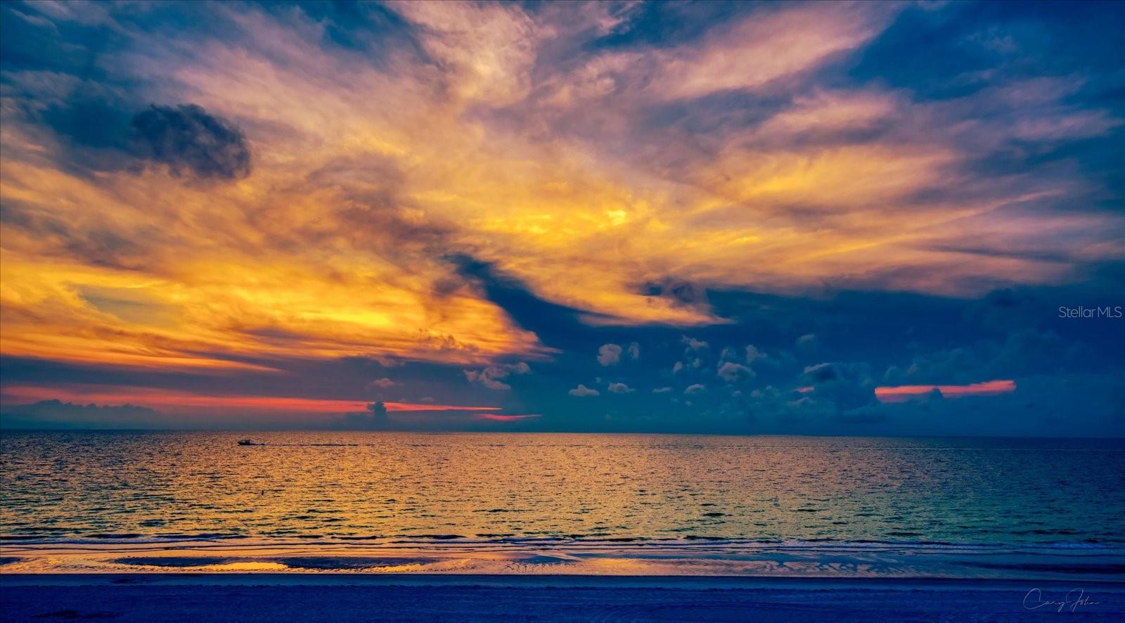 DANS ISLAND ON SAND KEY CONDO - Residential