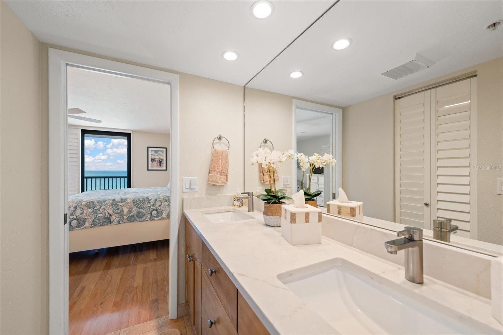 DANS ISLAND ON SAND KEY CONDO - Residential