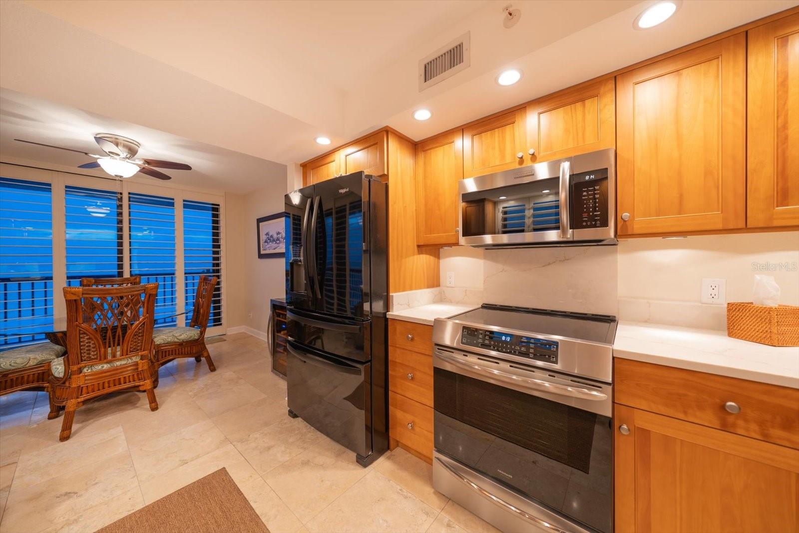 DANS ISLAND ON SAND KEY CONDO - Residential