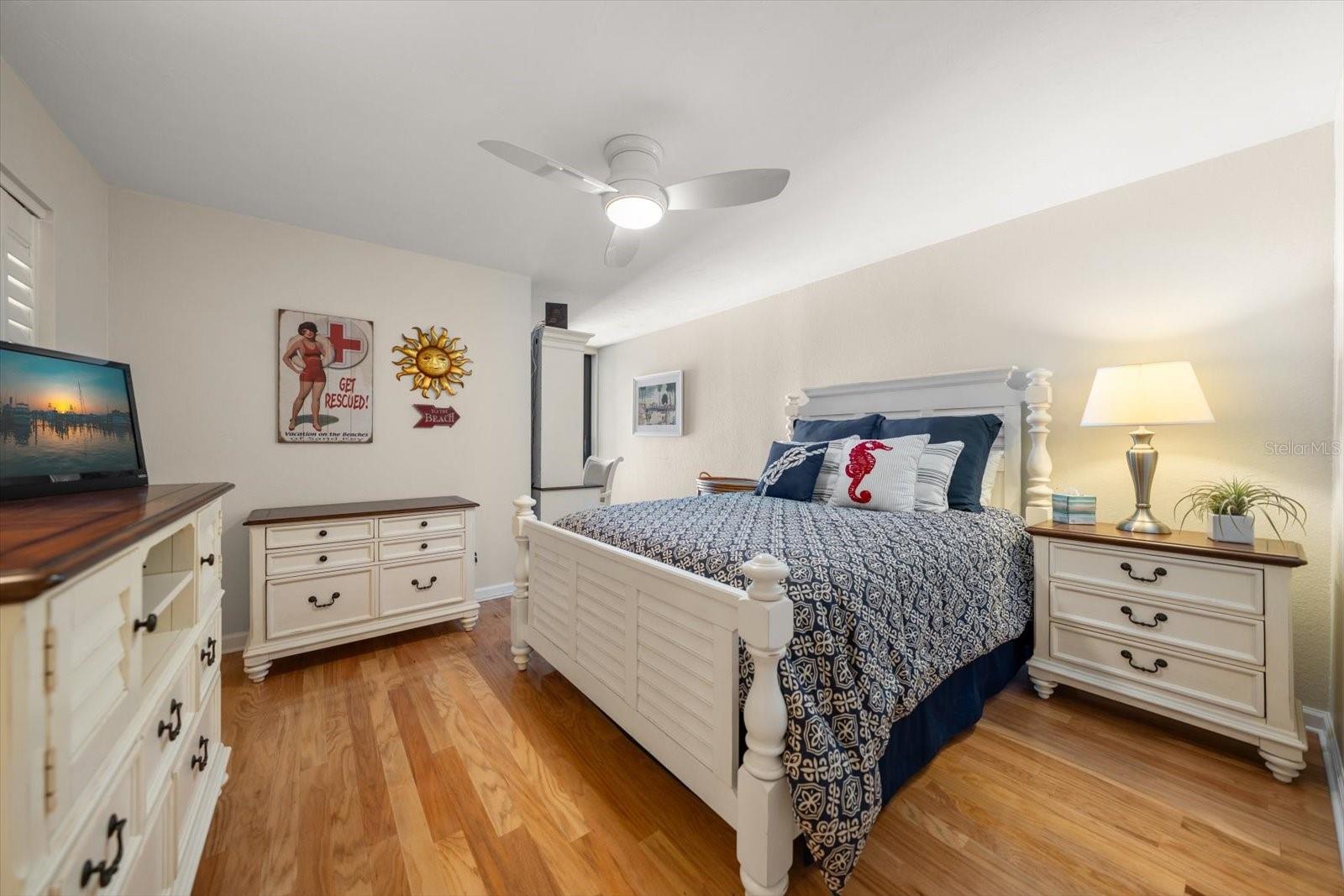 DANS ISLAND ON SAND KEY CONDO - Residential