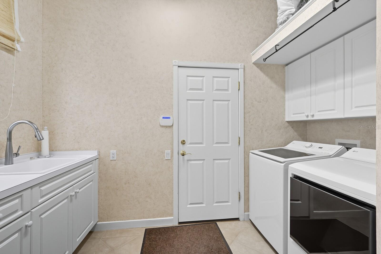 UNIVERSITY PARK - Residential