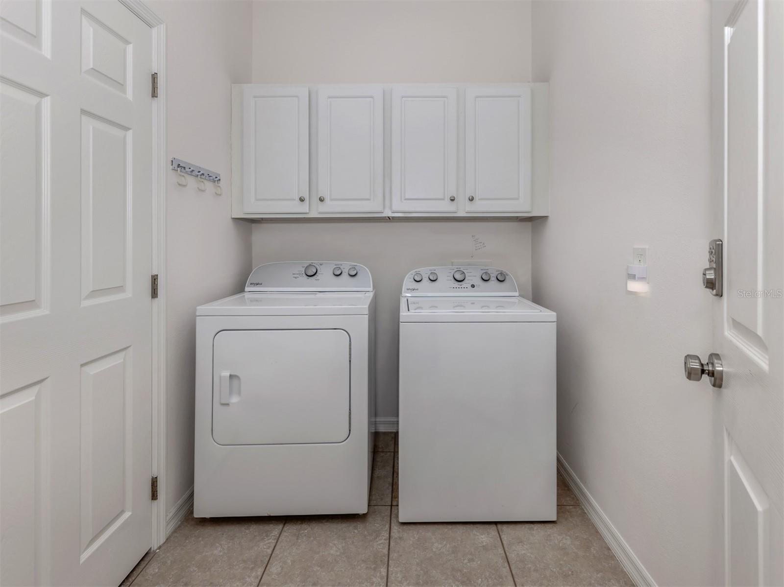 STONEYBROOK AT VENICE - Residential