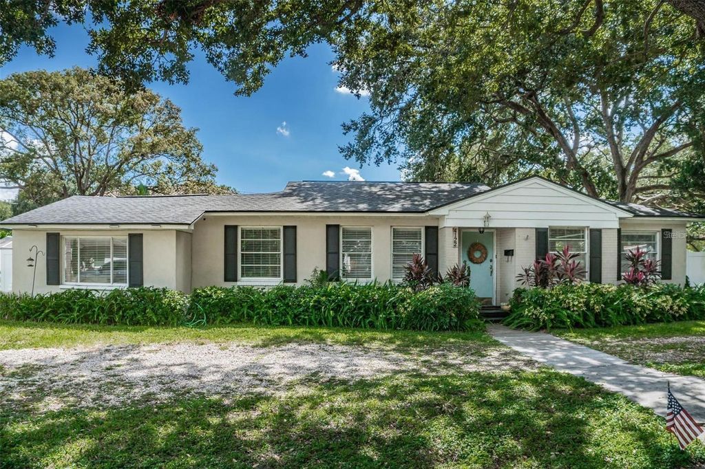 Photo of 4122 W Empedrado Street, Tampa, FL 33629 (MLS # TB8457225)