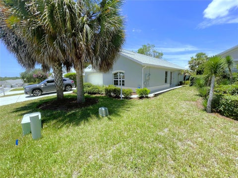 Photo of 521 W Hillwood Path, Beverly Hills, FL 34465 (MLS # TB8520112)