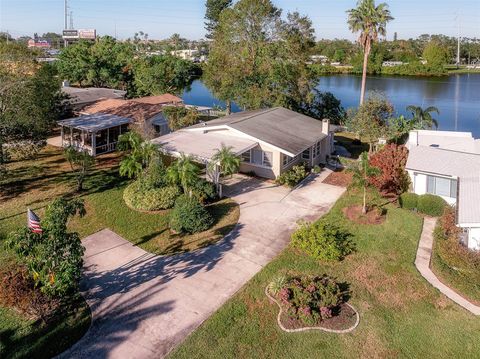 A home in SEMINOLE