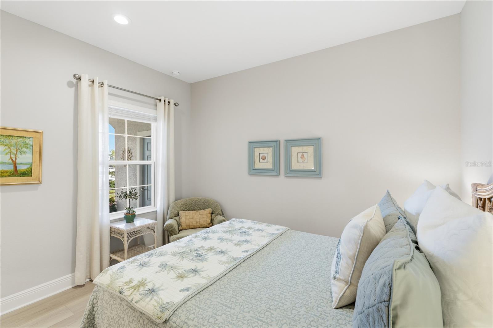 WYSTERIA-WELLEN PARK VILLAGE F-4 REP - Residential