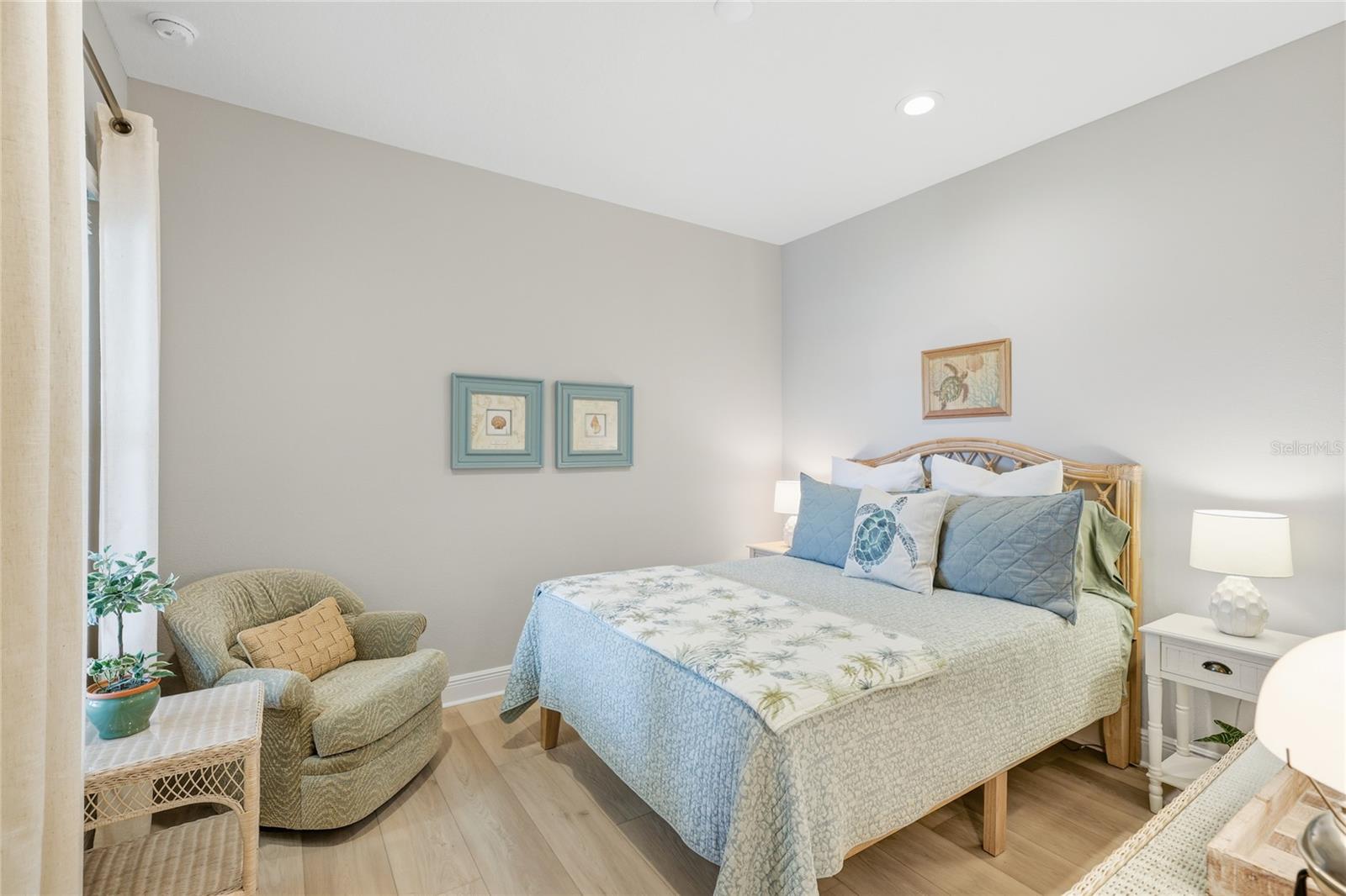 WYSTERIA-WELLEN PARK VILLAGE F-4 REP - Residential