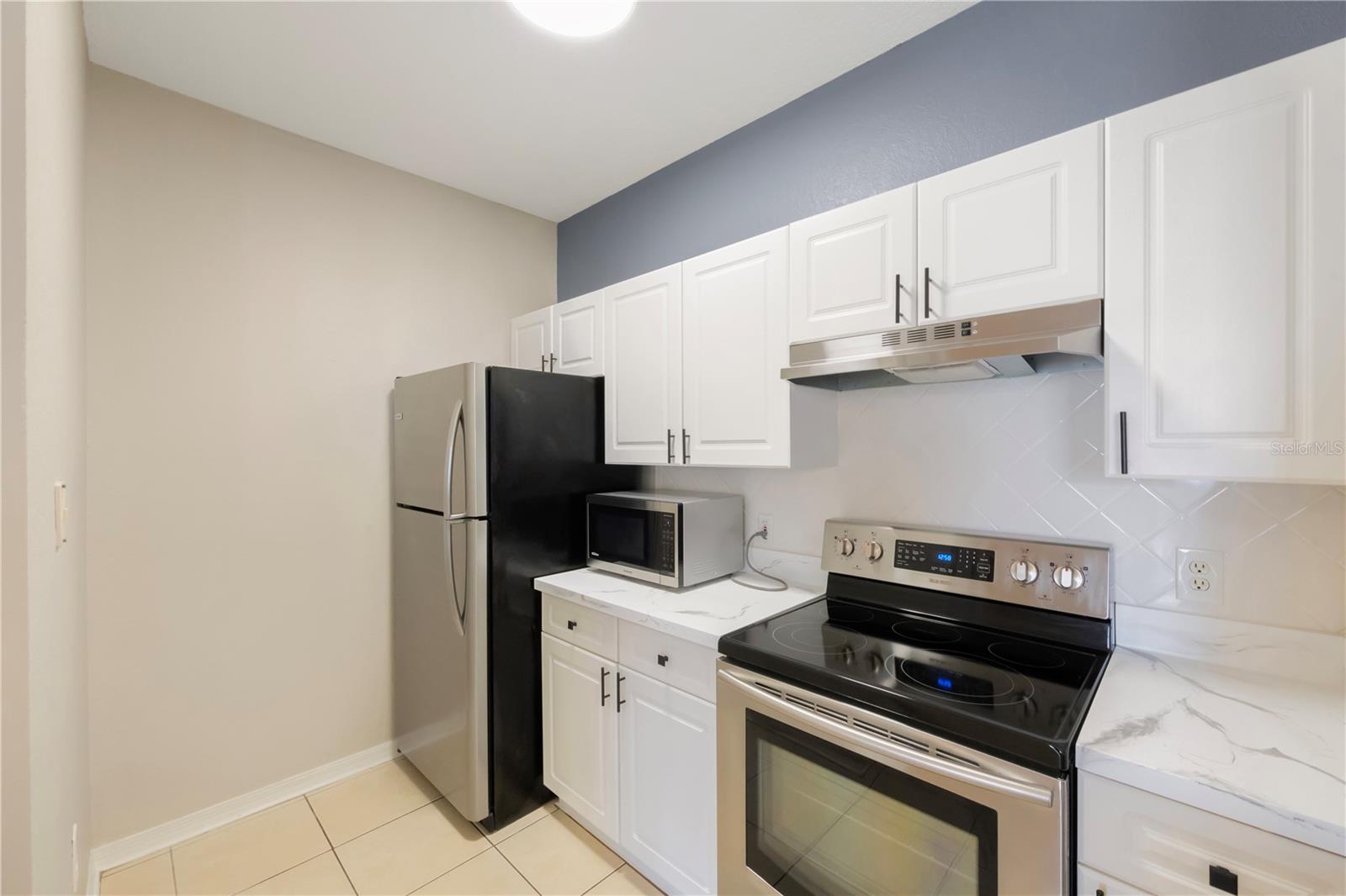 THE ENCLAVE AT RICHMOND PLACE - Residential