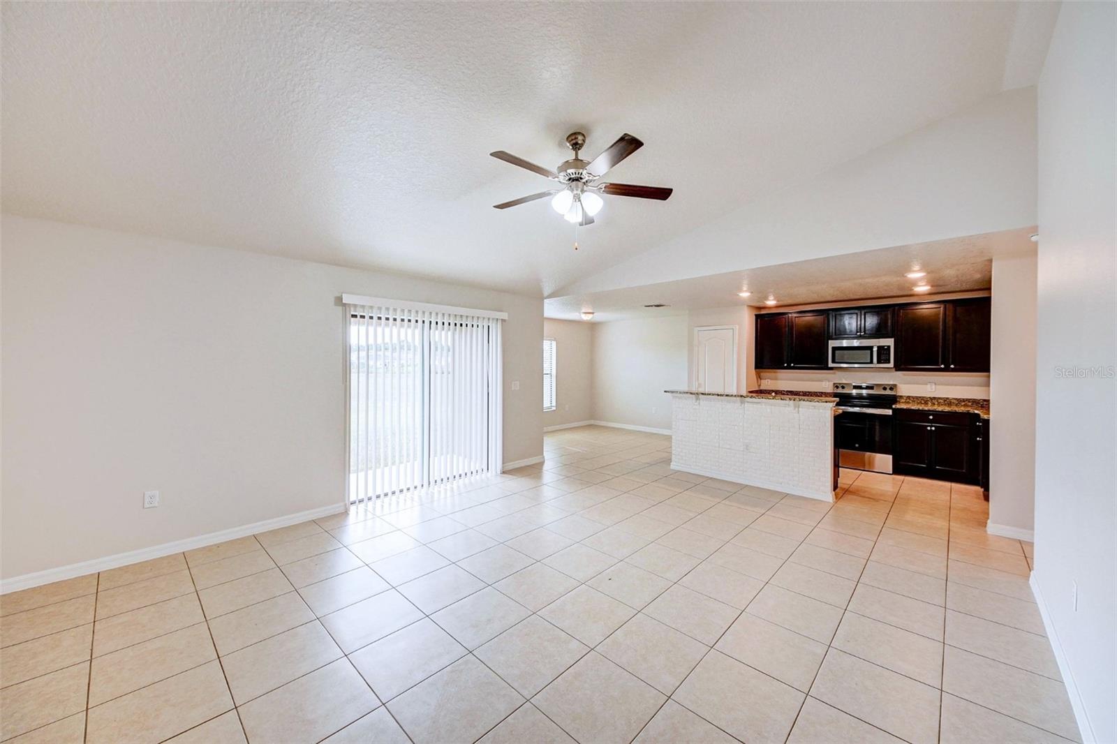 MASCOTTE LAKE JACKSON RIDGE PH 02 - Residential