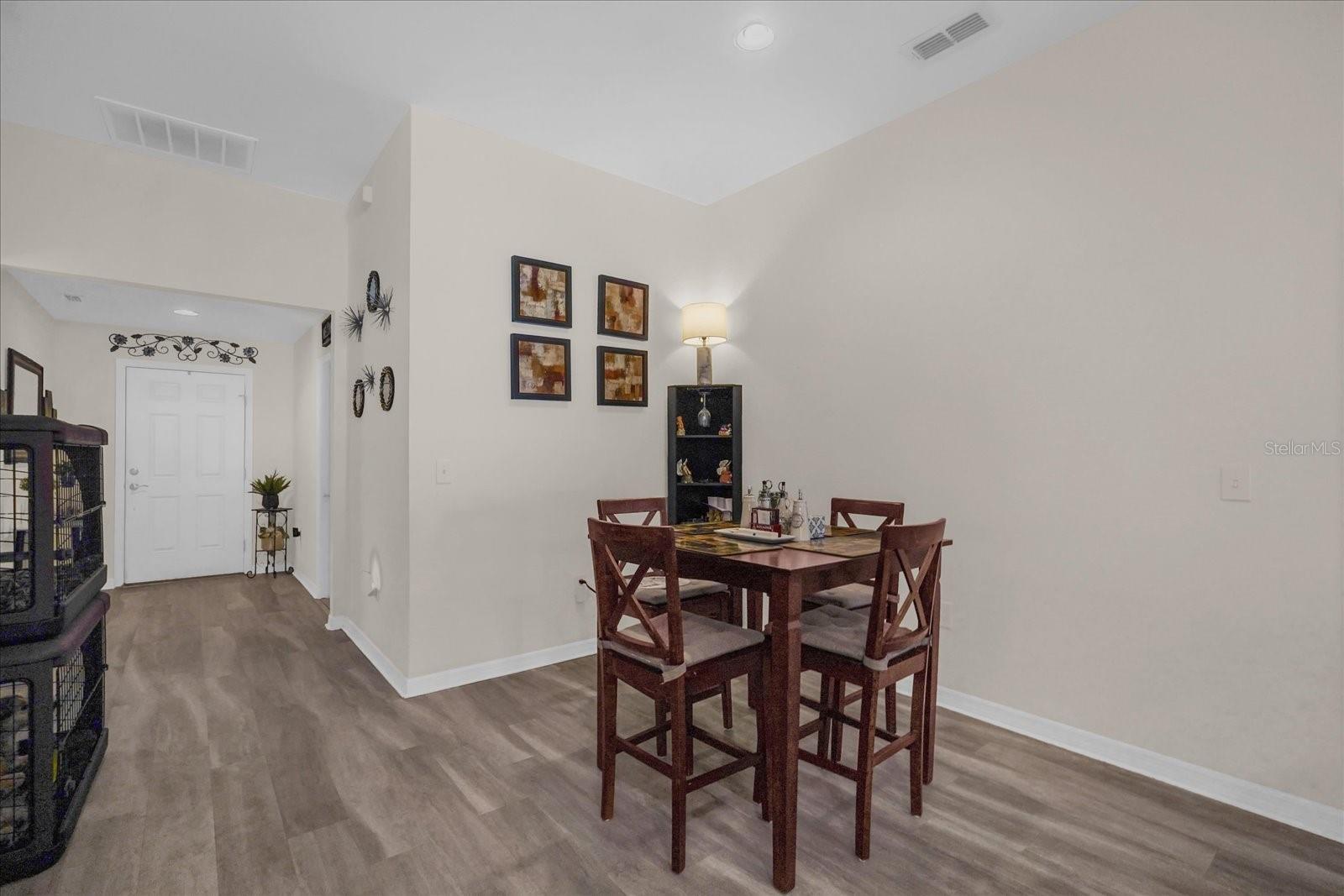 SANCTUARY BY THE LAKE PH 2 - Residential