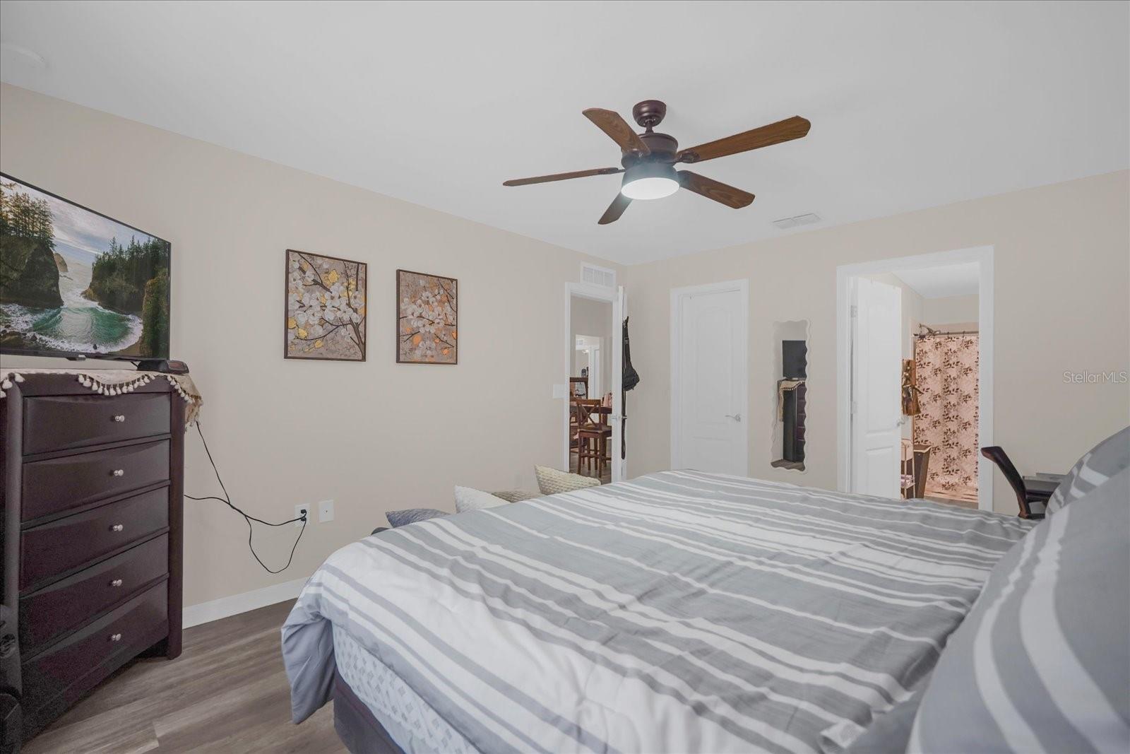 SANCTUARY BY THE LAKE PH 2 - Residential