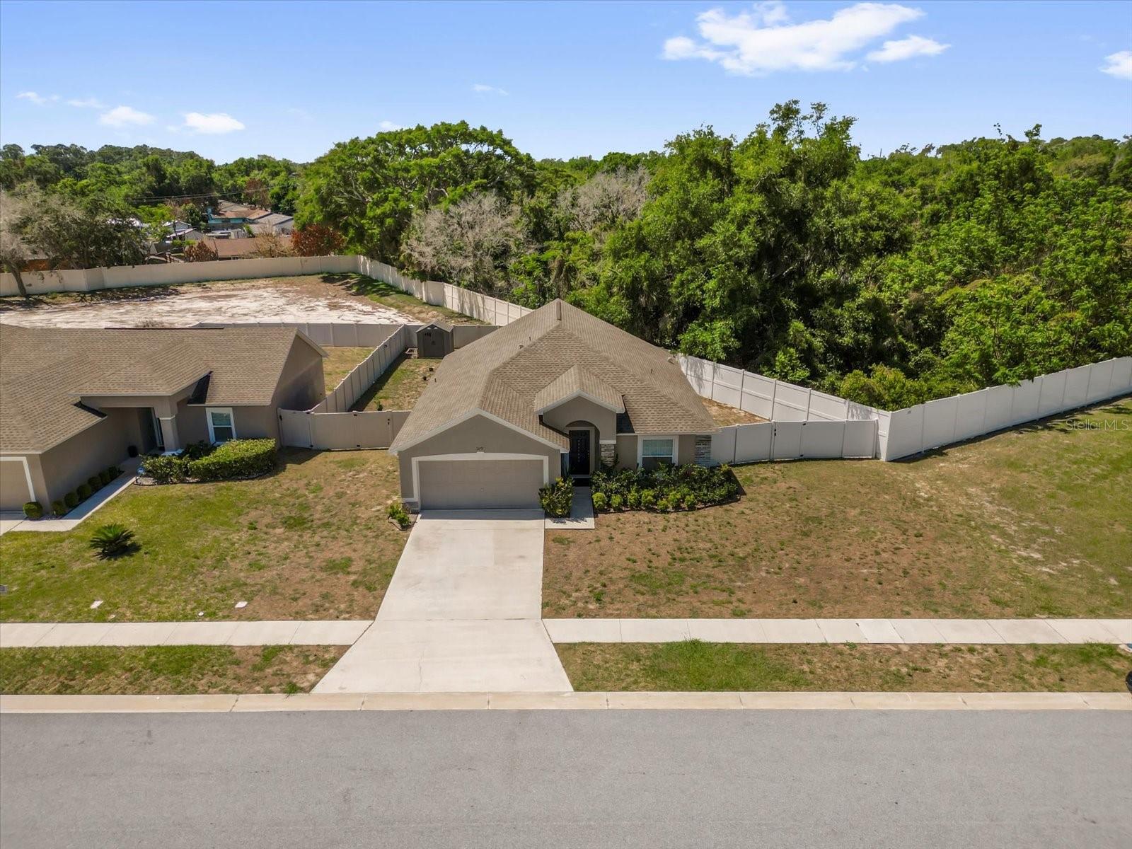 272 ARBUTHNOT STREET