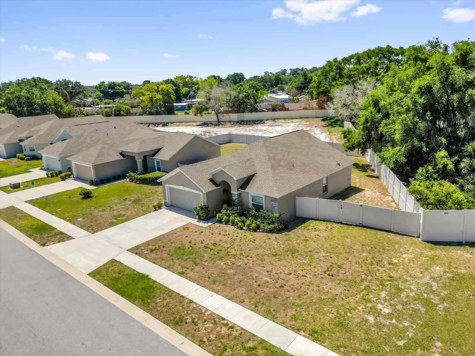 272 ARBUTHNOT STREET