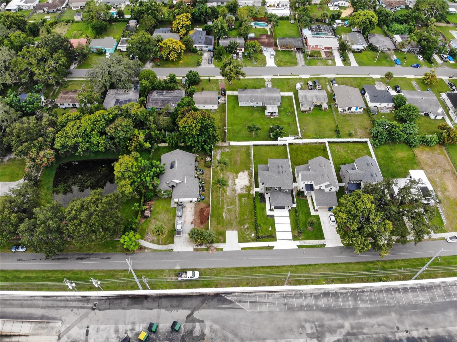 1012 COURLAND STREET