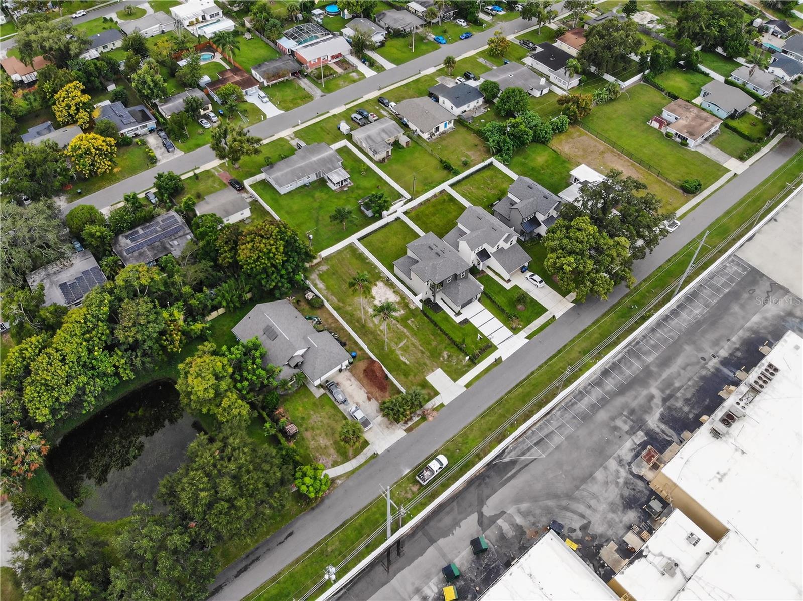 1012 COURLAND STREET