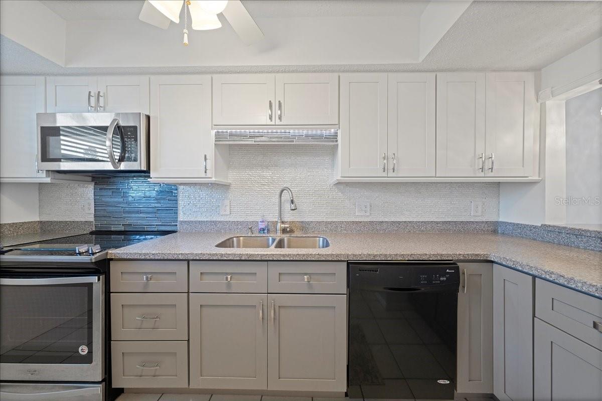 COLONIAL ISLES CONDO - Residential Lease