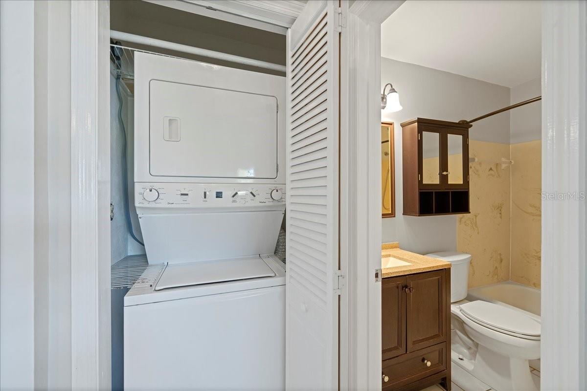 COLONIAL ISLES CONDO - Residential Lease