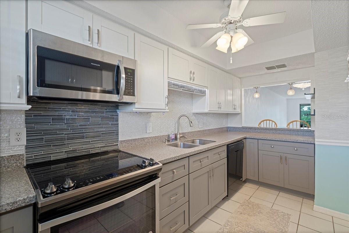 COLONIAL ISLES CONDO - Residential Lease