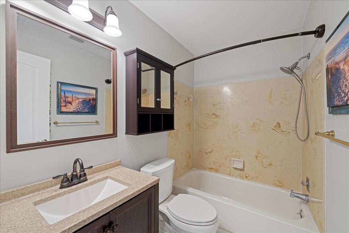 COLONIAL ISLES CONDO - Residential Lease