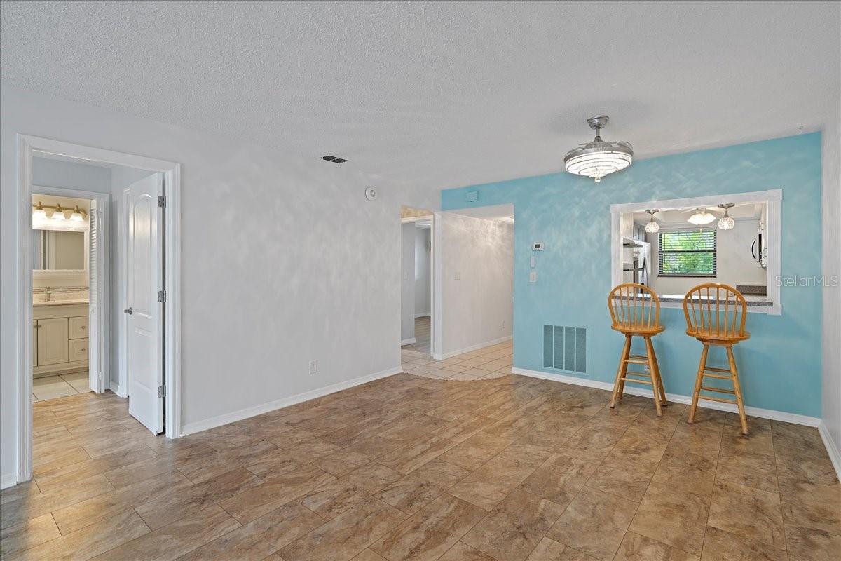 COLONIAL ISLES CONDO - Residential Lease