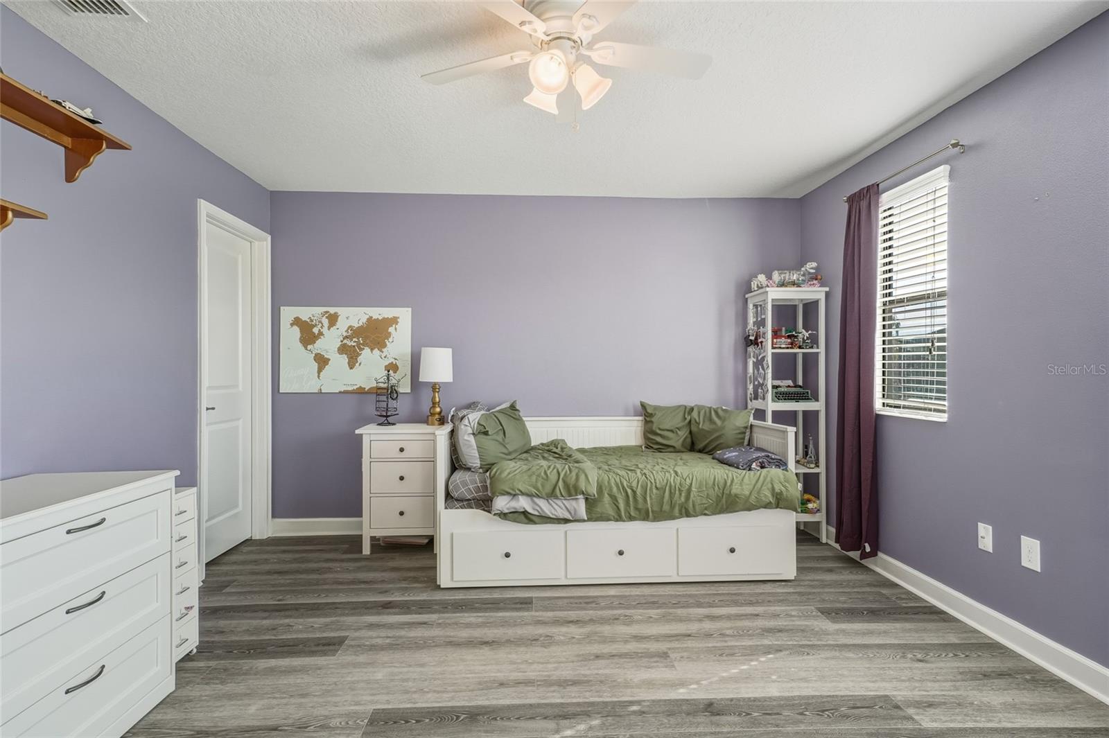 SUMMERLAKE - Residential