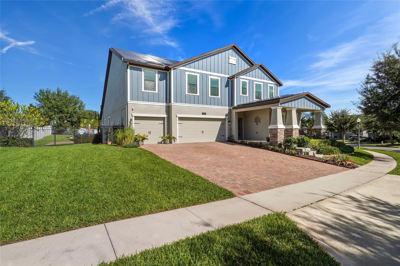 SUMMERLAKE - Residential