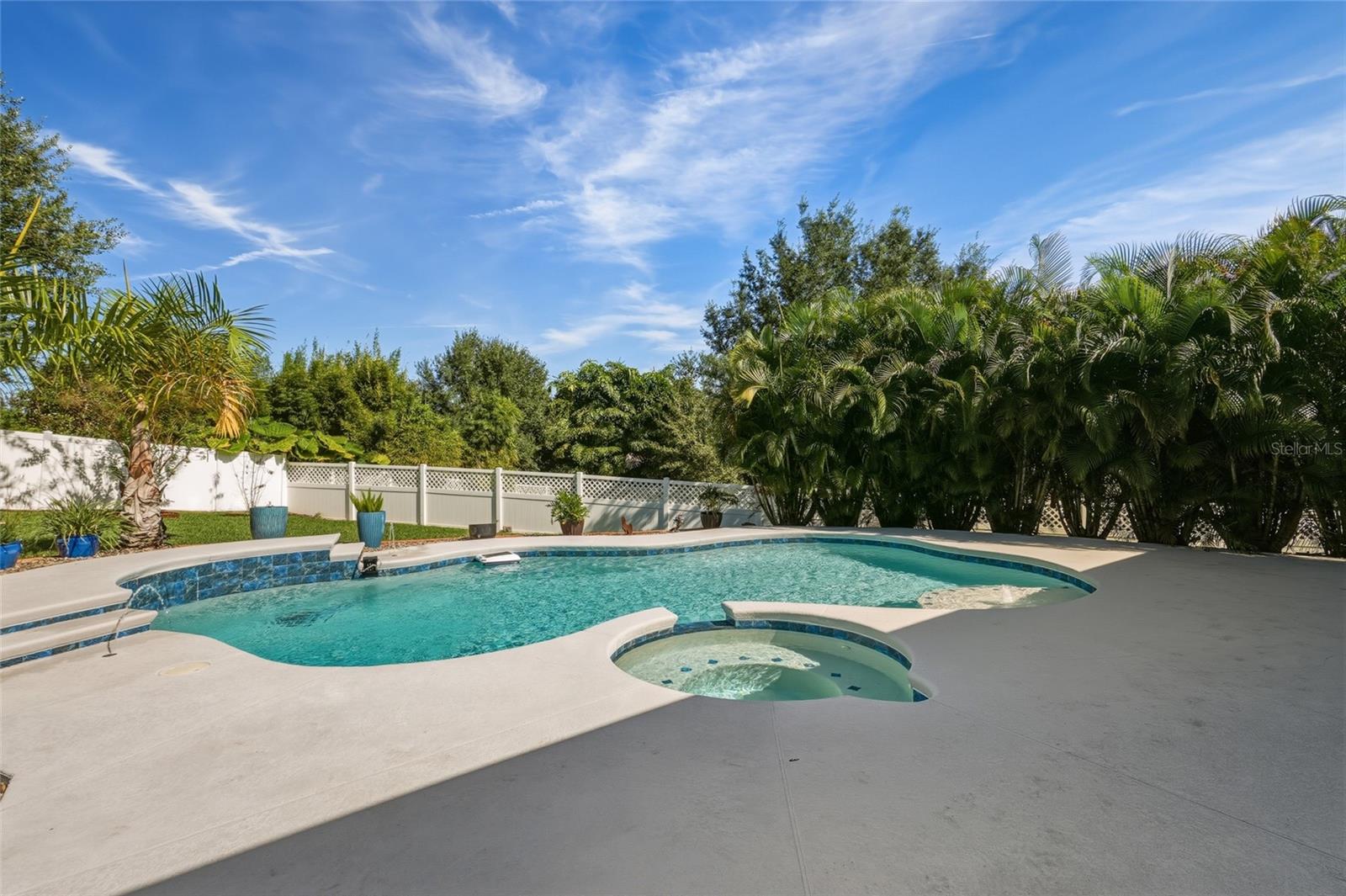 SUMMERLAKE - Residential