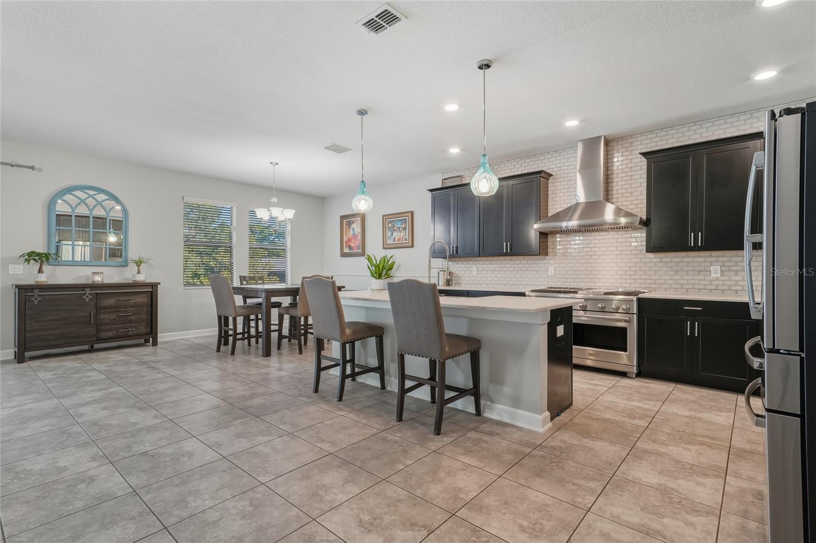 SUMMERLAKE - Residential