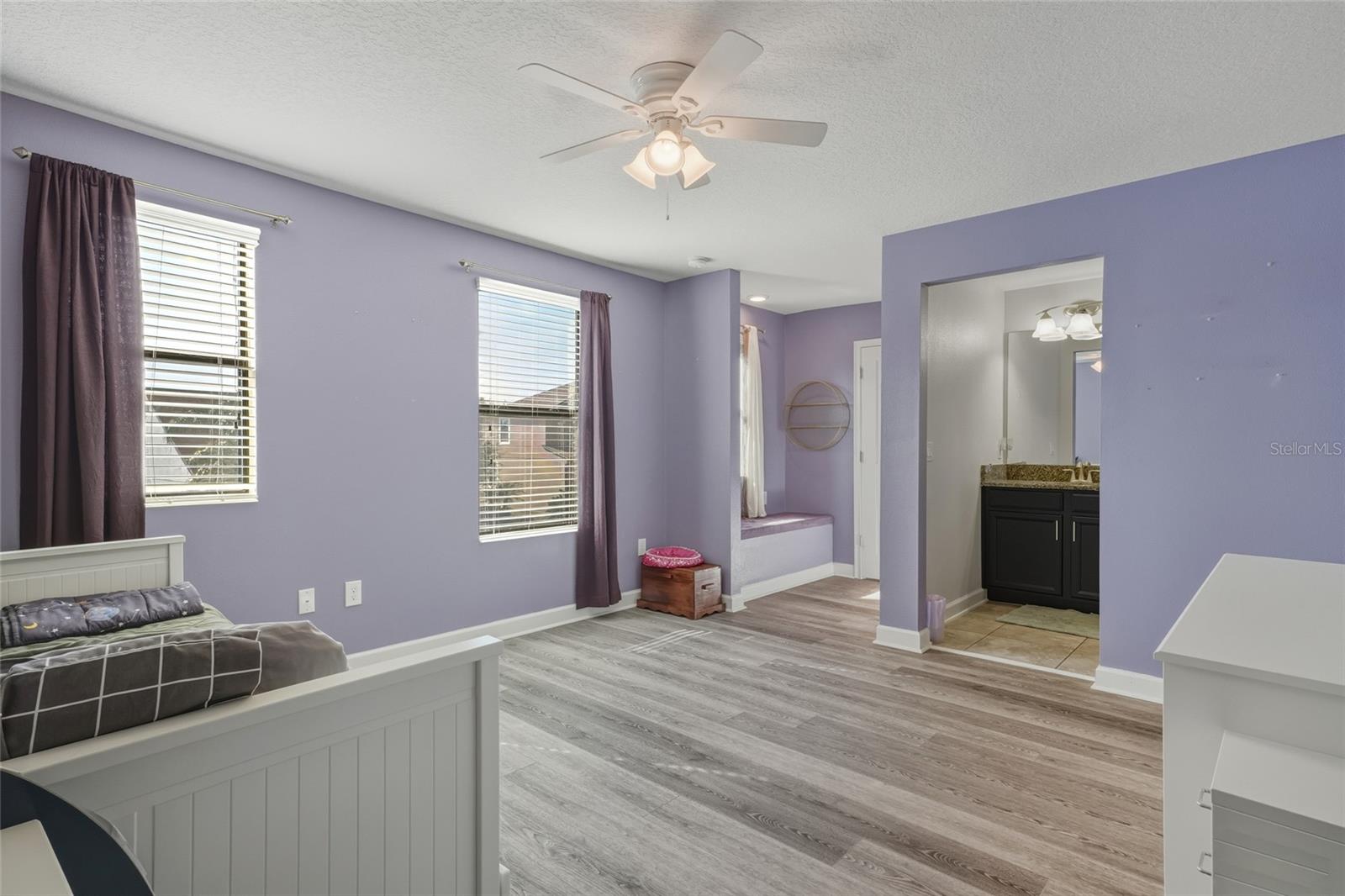 SUMMERLAKE - Residential