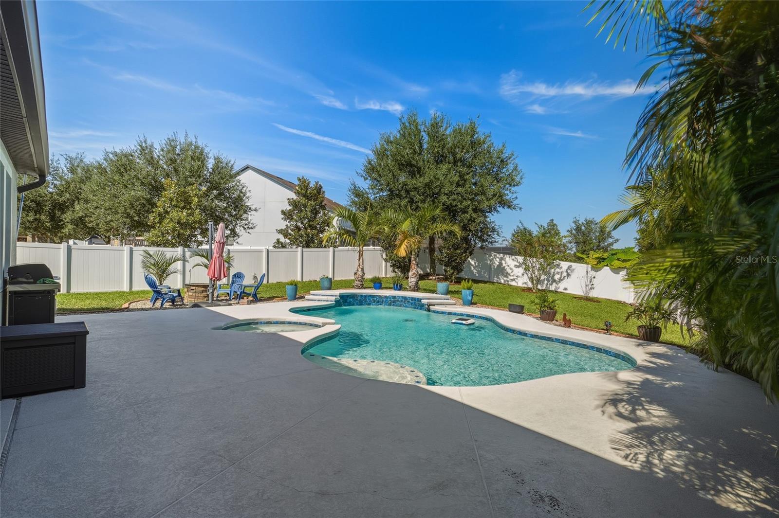 SUMMERLAKE - Residential