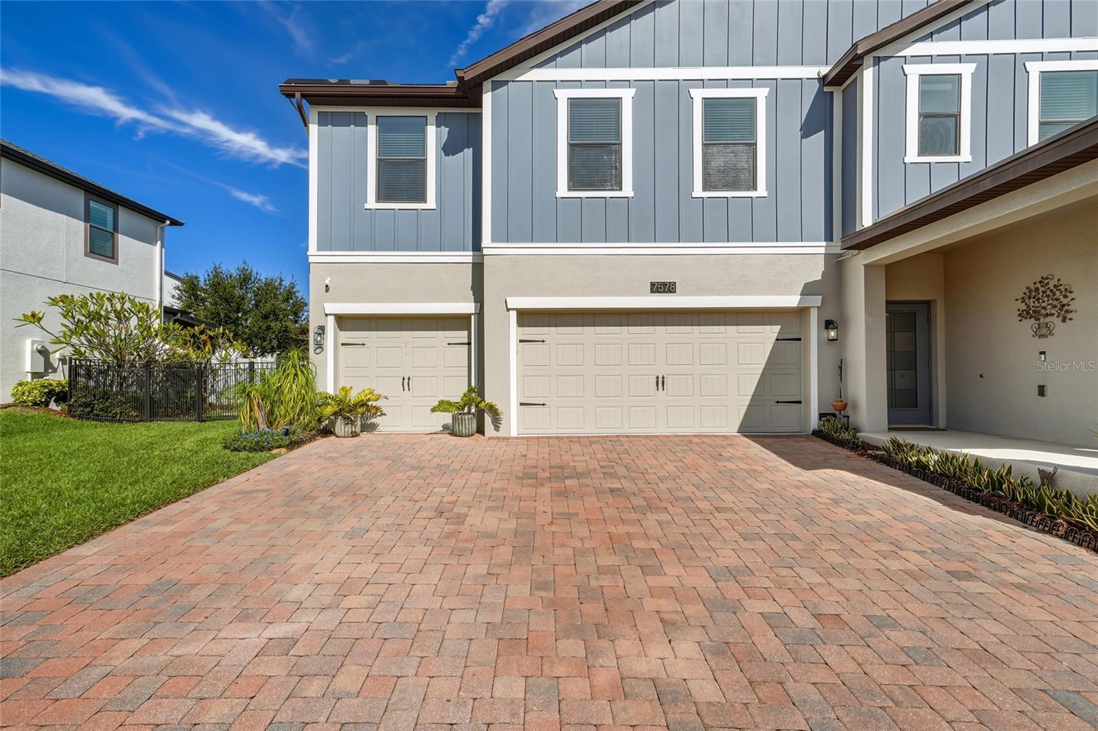 SUMMERLAKE - Residential