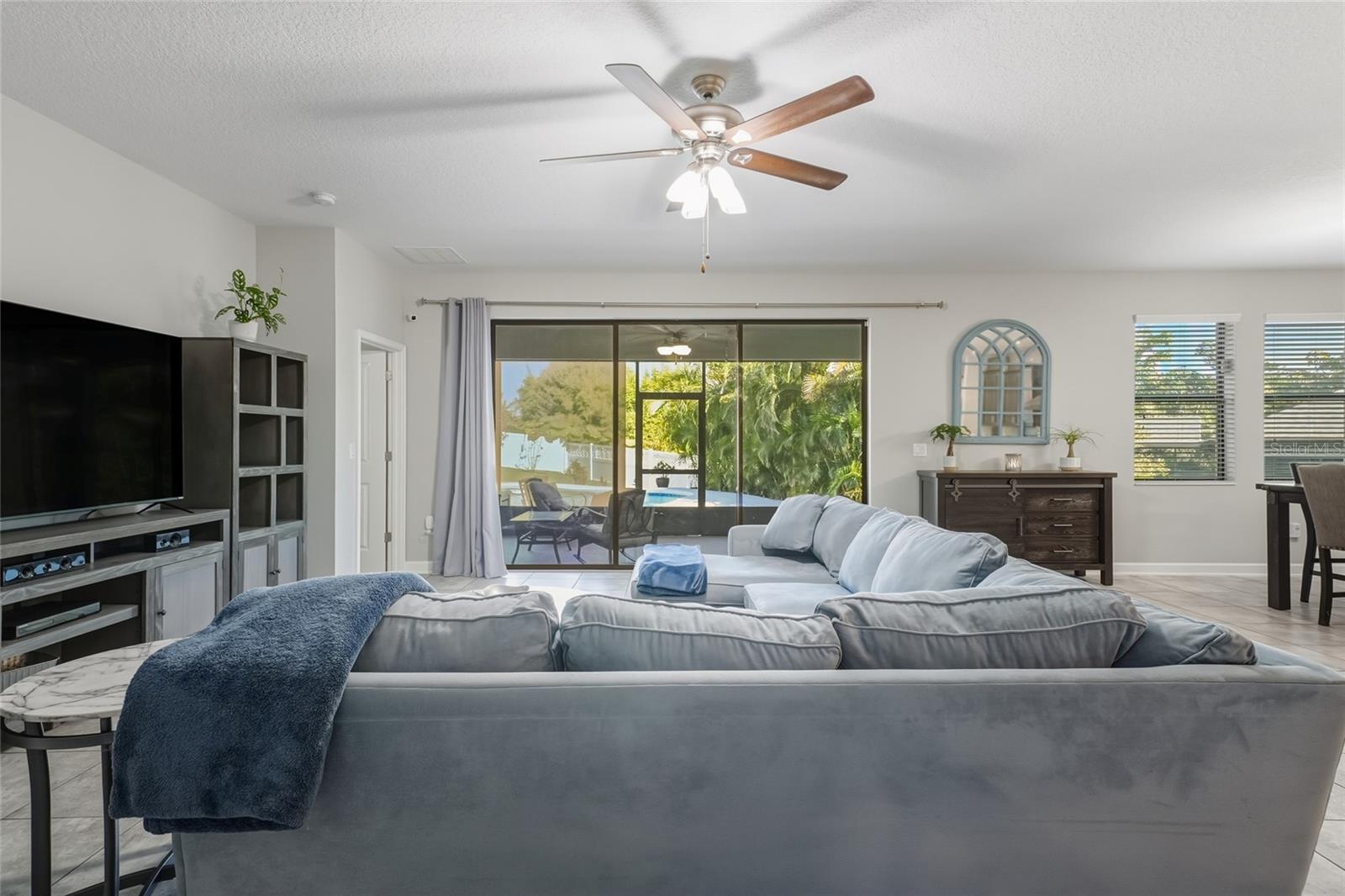 SUMMERLAKE - Residential