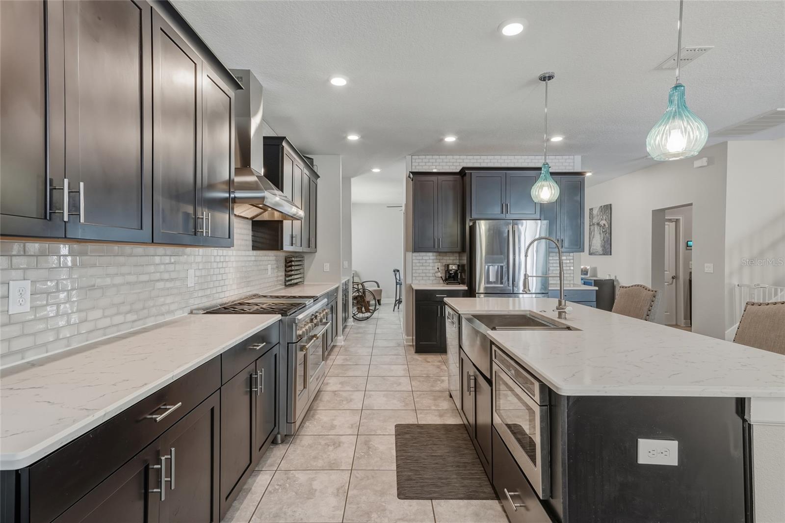 SUMMERLAKE - Residential