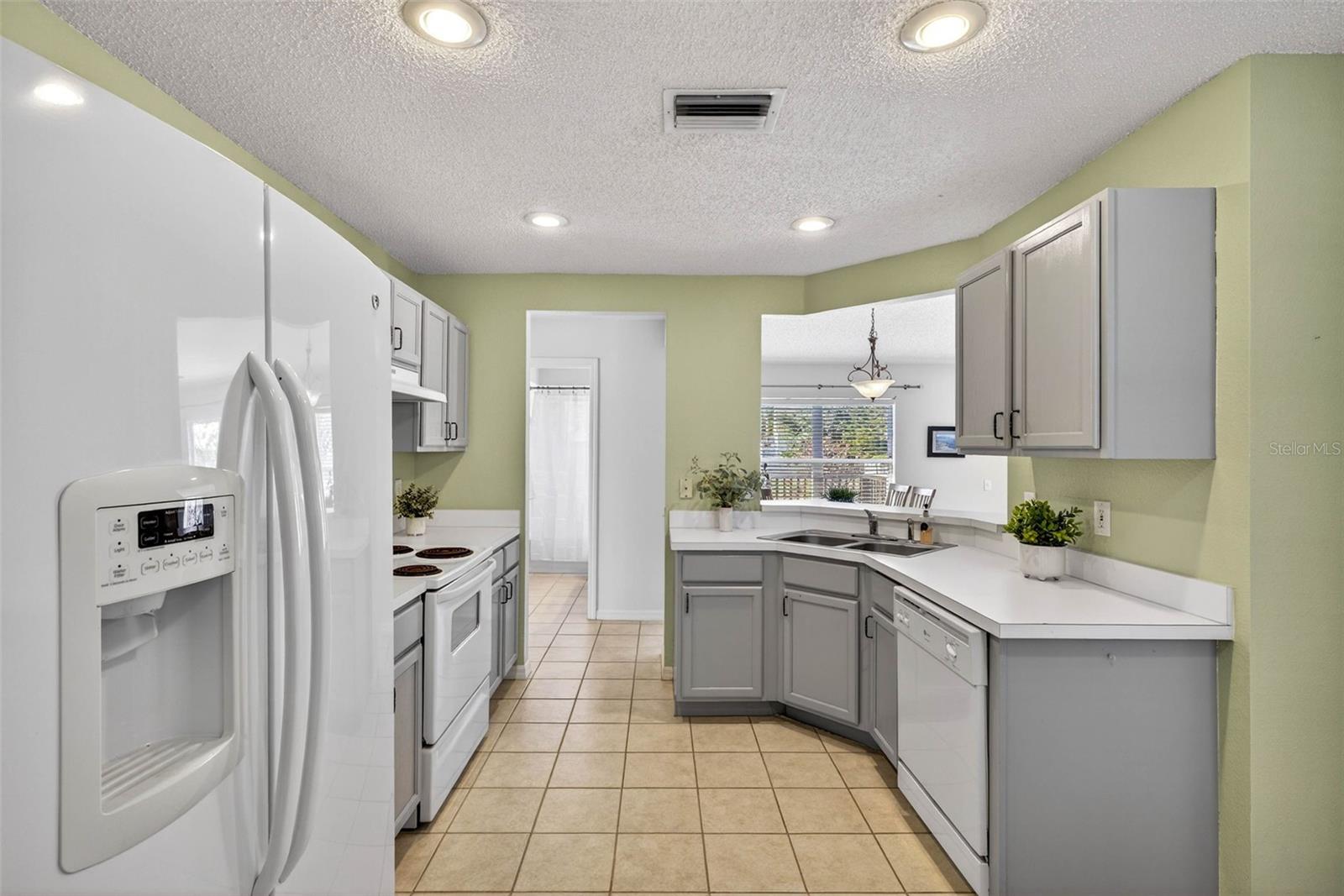 SOUTH POINTE PH 3A 3B - Residential