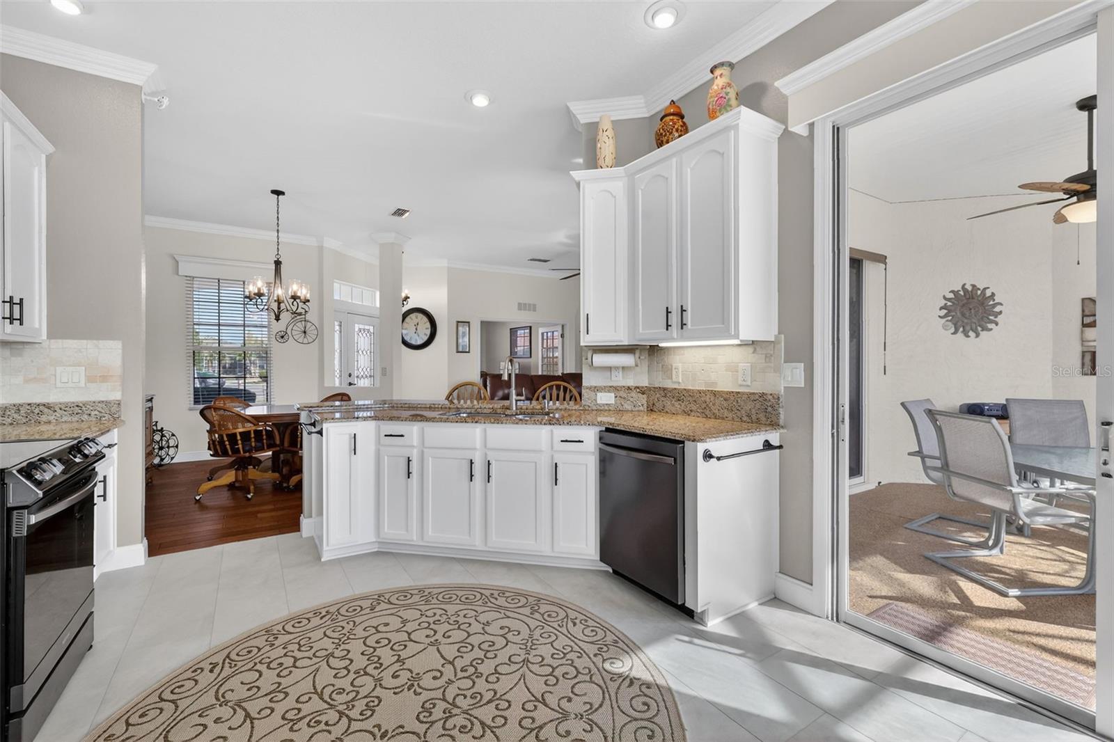 STONECREST - Residential