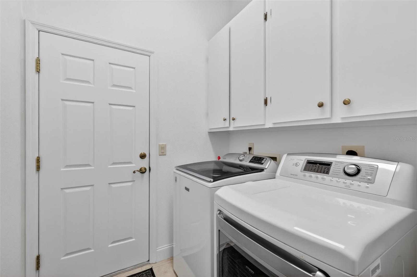 STONECREST - Residential