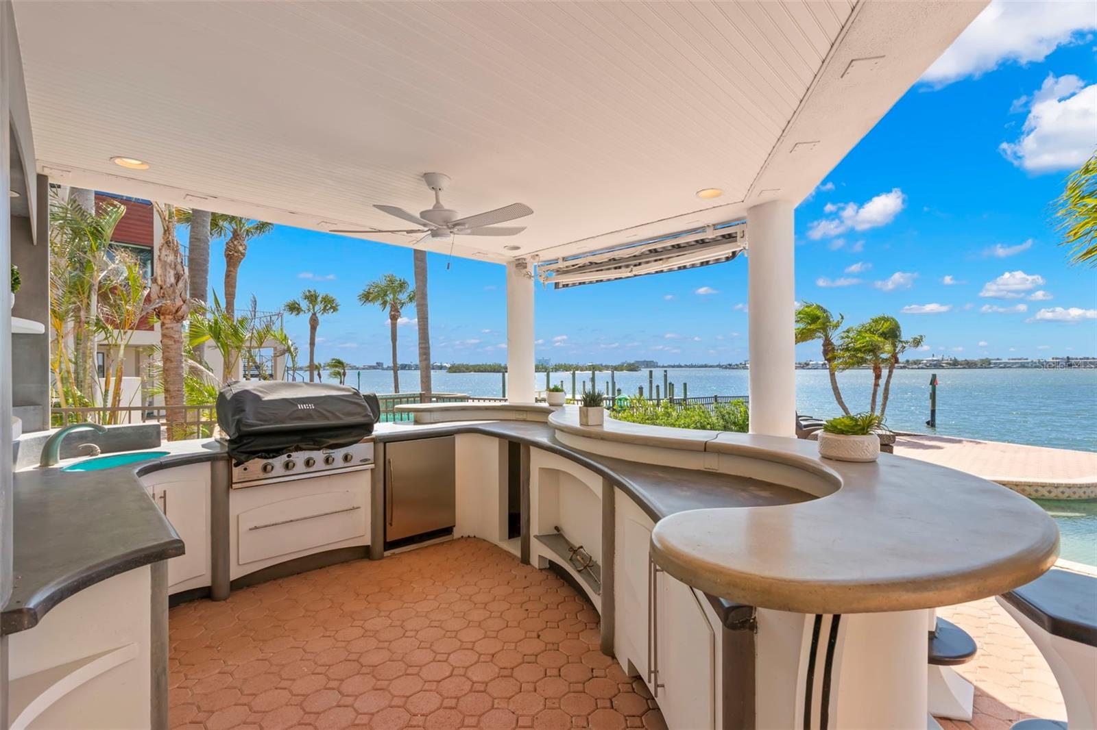 KIPPS COLONY ESTATES AT PASADENA YACHT/COUNTRY CL - Residential