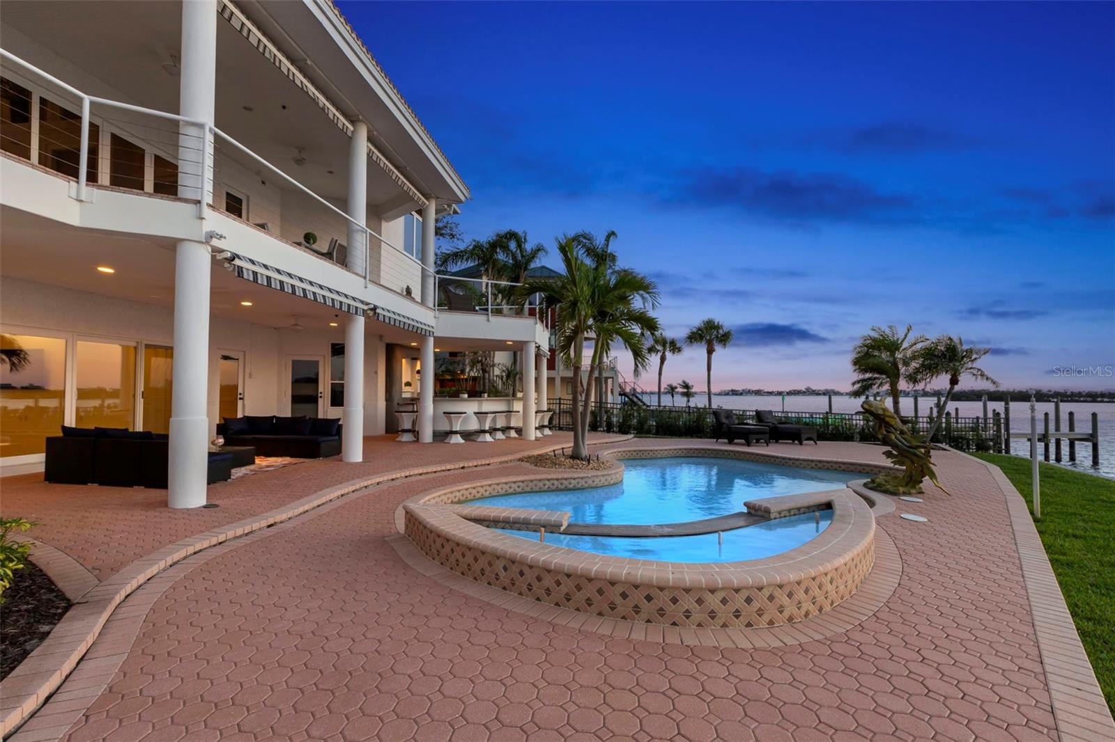 KIPPS COLONY ESTATES AT PASADENA YACHT/COUNTRY CL - Residential