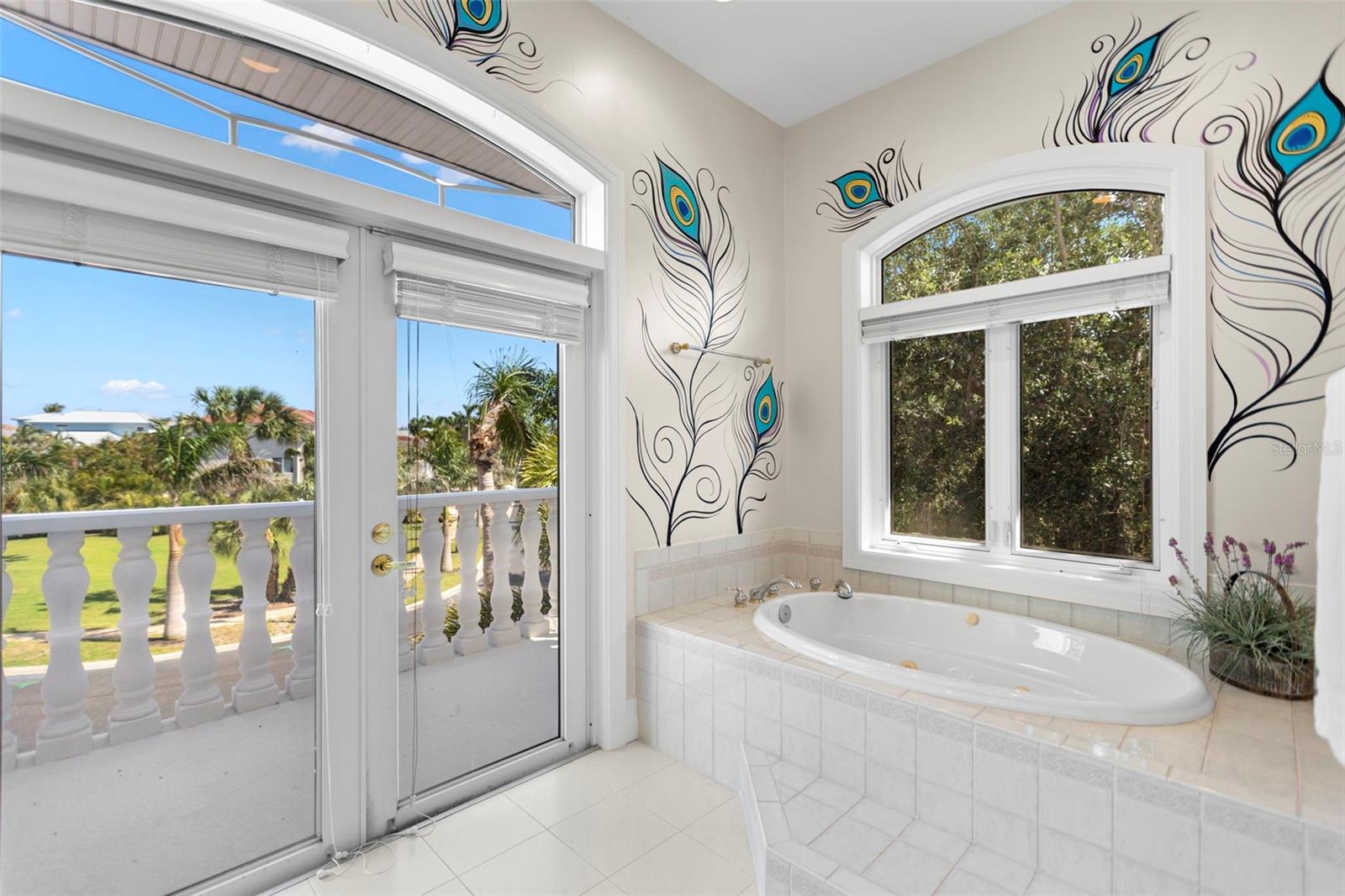 KIPPS COLONY ESTATES AT PASADENA YACHT/COUNTRY CL - Residential