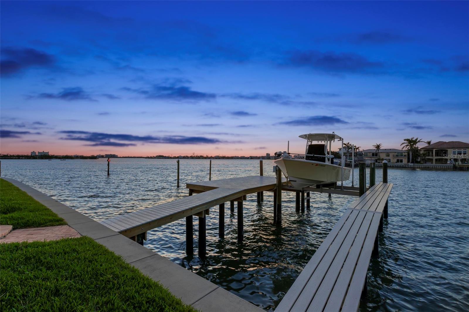 KIPPS COLONY ESTATES AT PASADENA YACHT/COUNTRY CL - Residential