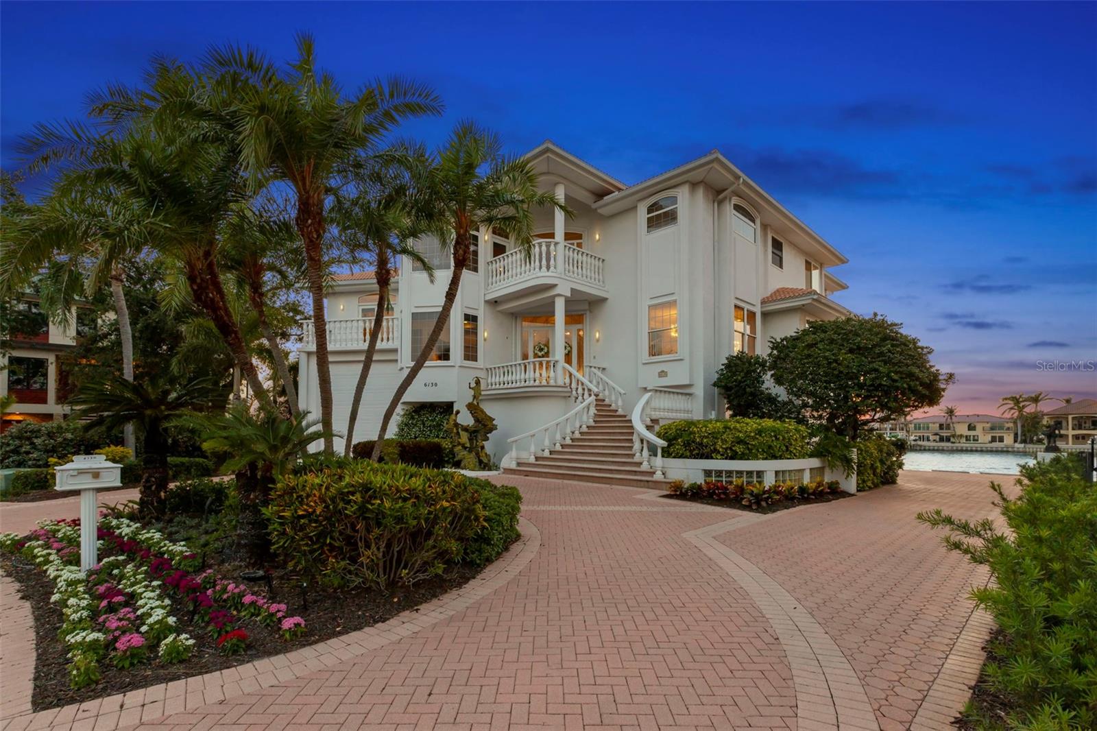 KIPPS COLONY ESTATES AT PASADENA YACHT/COUNTRY CL - Residential