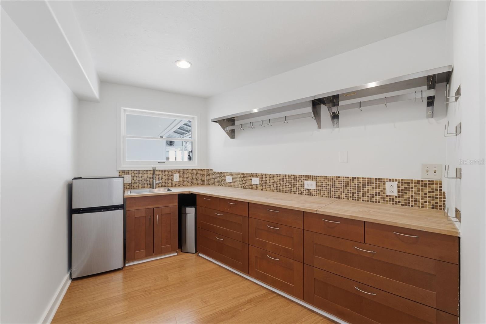 BAY SHORE DRIVE SUB - Residential