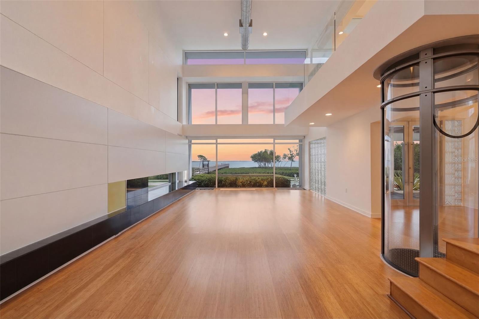 1405 N BAYSHORE DRIVE